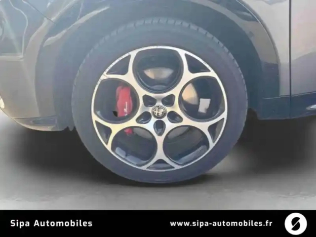 Alfa Romeo Tonale 1.3 hybride rechargeable phev 280ch at6 e-q4 — photo 9