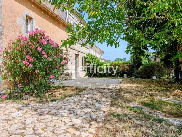 Maison 6 pièces 175 m²