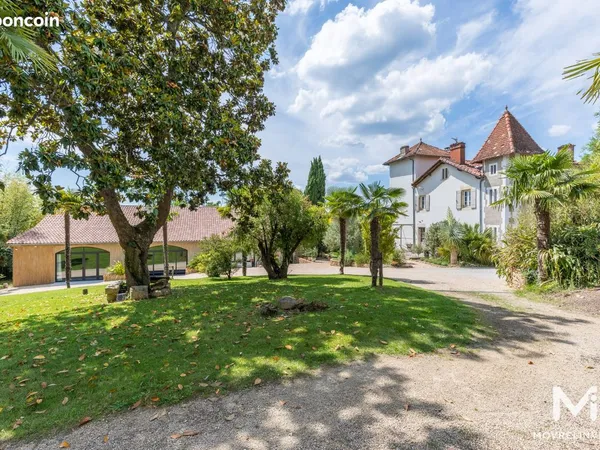 Propriété 10 pièces 390 m²