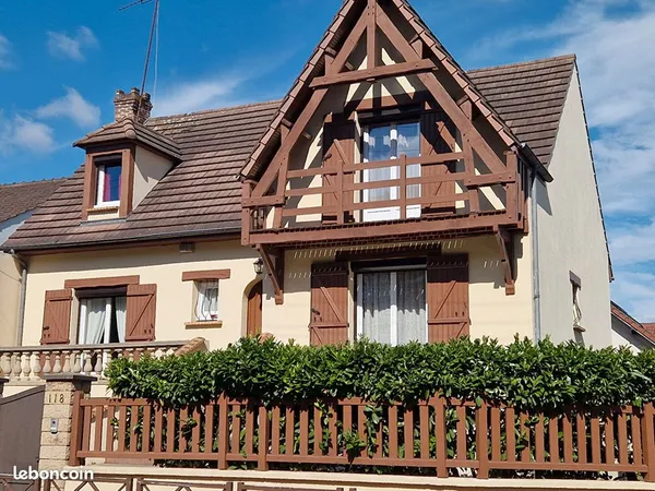 Pavillon 6 pièces 130 m²