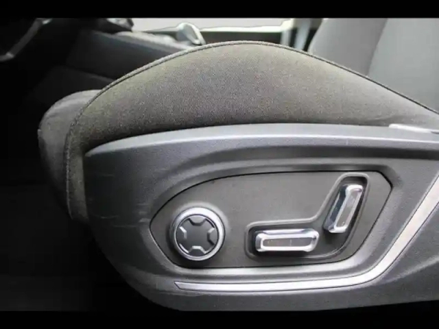 Lynk&Amp;Co 01 1.5 phev 261ch dcth 7 — photo 13