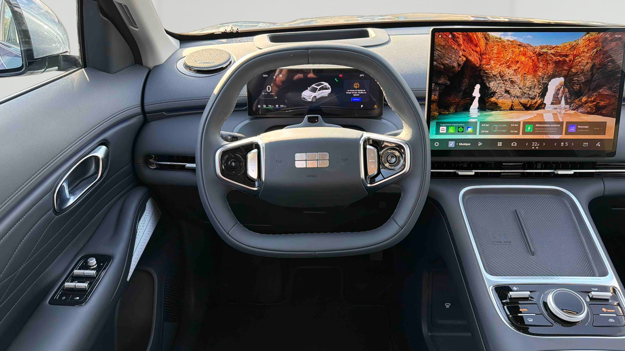 Geely Starray EM-i — photo 10