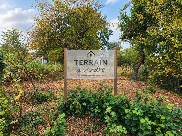 Terrain 1370 m²