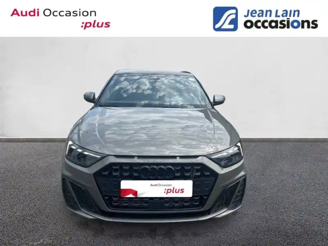 Audi A1 sportback 40 tfsi 207 ch s tronic 7 — photo 2