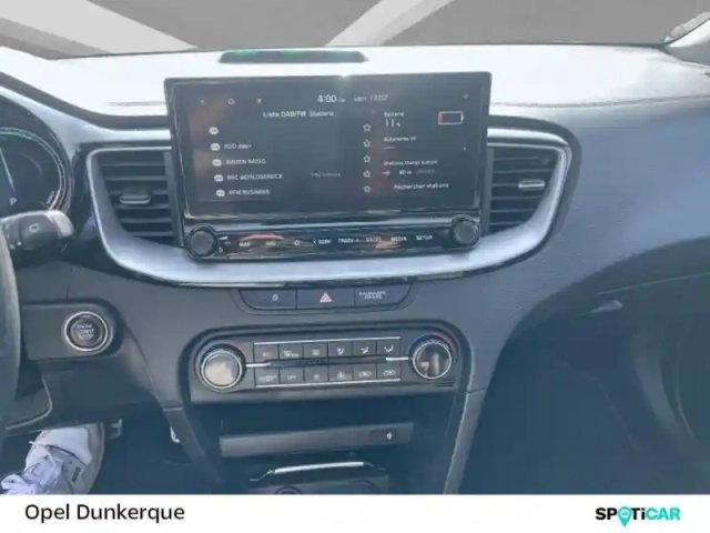 Kia Xceed 1.6 gdi 105ch + plug-in 60.5ch design dct6 — photo 10