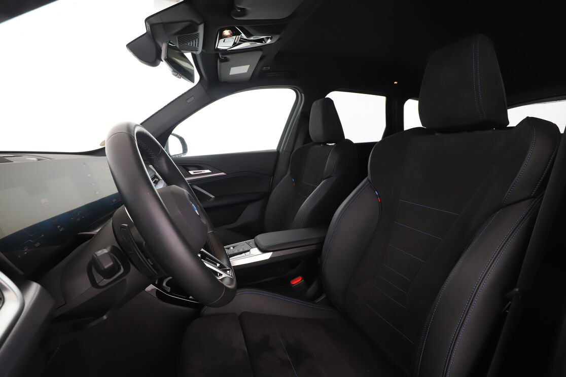 BMW X1 xDrive23d M Sport DKG7 — photo 9