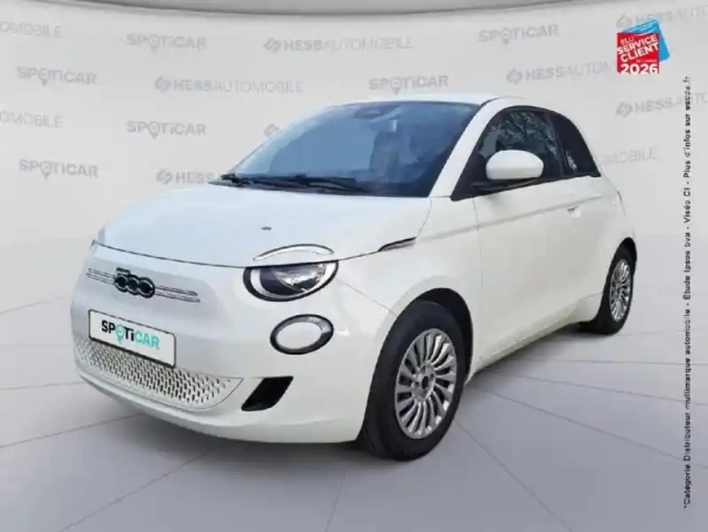 Fiat 500 e 95ch action