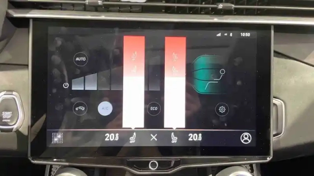 Lynk&Amp;Co 01 1.5 phev 261 ch dcth7 — photo 9