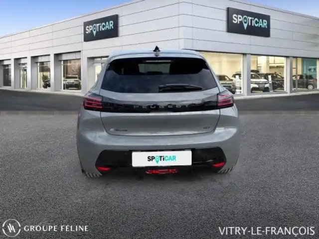 Peugeot 208 e- 156ch 54 kwh gt — photo 5