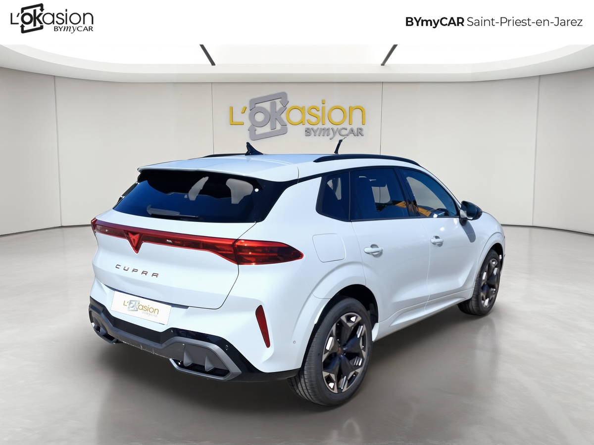 Cupra Terramar 1.5 eTSI Hybrid 150 ch DSG7 — photo 5