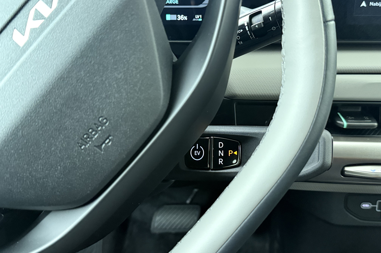 Kia EV4 — photo 12