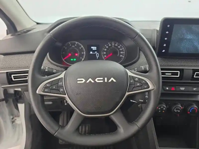 Dacia Sandero sce 65 — photo 99