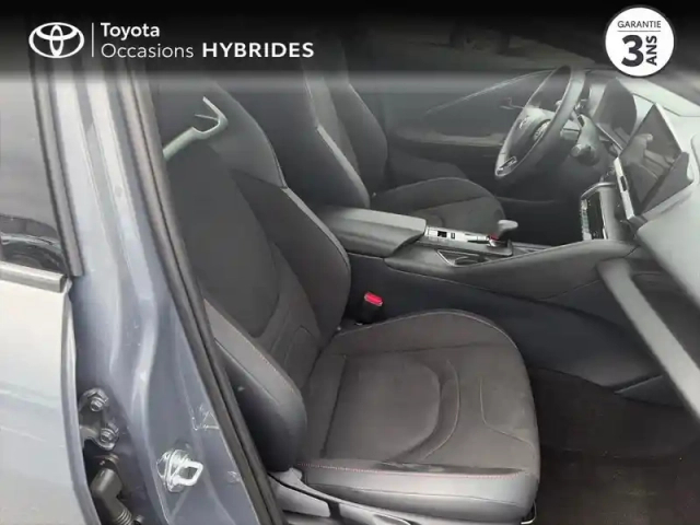 Toyota C-Hr 1.8 hybride 140ch gr sport — photo 6