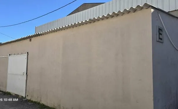 Local d'activité 65 m²