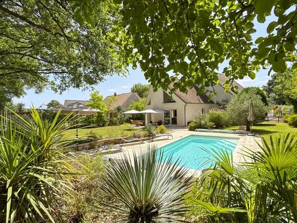Maison 6 pièces 200 m²