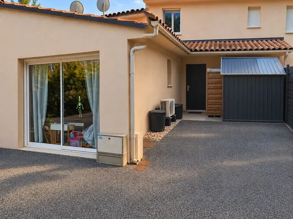 Maison construction 2015, 73 m 2 et 82 m2 de terrasse & jardin