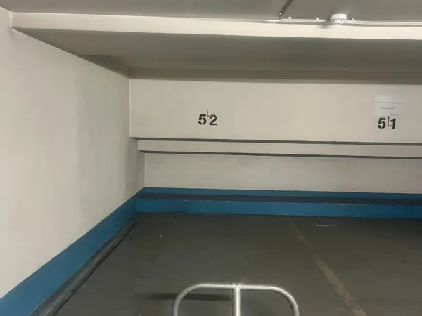 Parking 15 m²