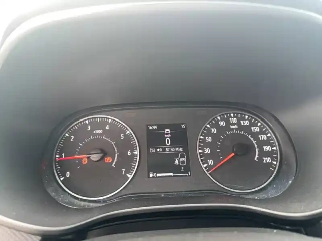 Dacia Sandero eco-g 100 — photo 19