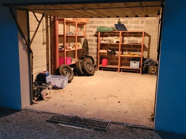 Garage à louer