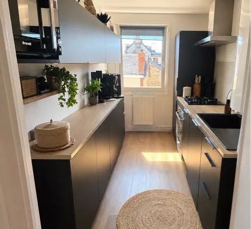 Apparemment à vendre front de mer