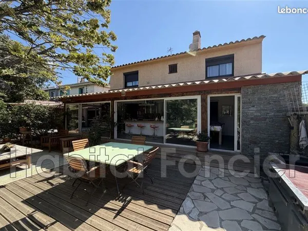 Maison 7 pièces 176 m²