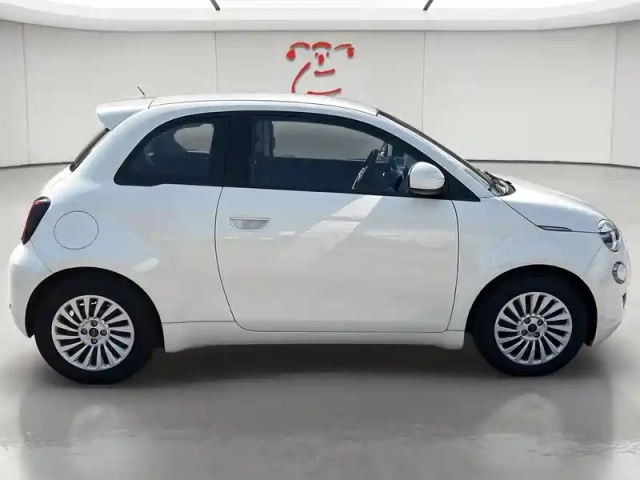 Fiat 500 e 95ch my23 — photo 23