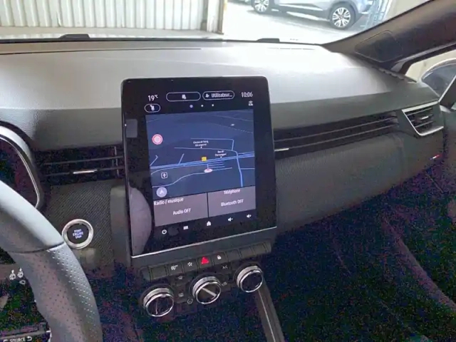 Renault Clio tce 90 ch gsr2 — photo 9