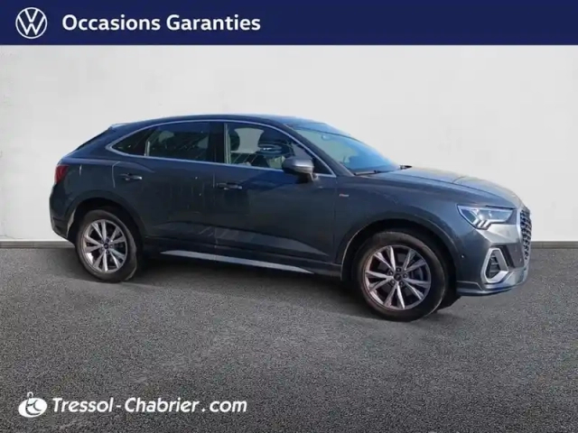 Audi Q3 45 tfsie 245 ch s tronic 6 s line — photo 6