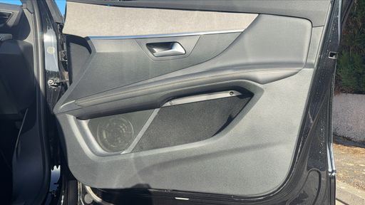 Peugeot 3008 2.0 BlueHDi 180 EAT8 - GT – 2020 – 83058 km – Diesel – Boîte Automatique — photo 28