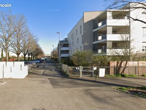 Parking 10 m² Saint Priest