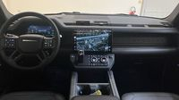 Land-Rover Defender 110 2.0 P300e PHEV X-Dynamic HSE — photo 11
