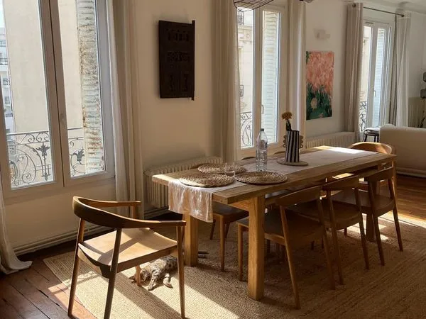 Appartement T5 entièrement rénové de 102m2 situé à Asnières/Bois-Colombes