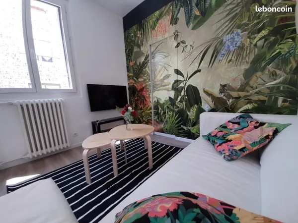 Studio 1 pièce 25 m²