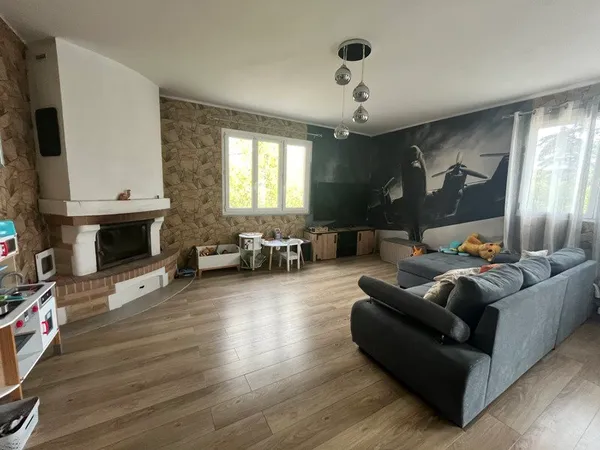 Maison 4 pièces 172 m²