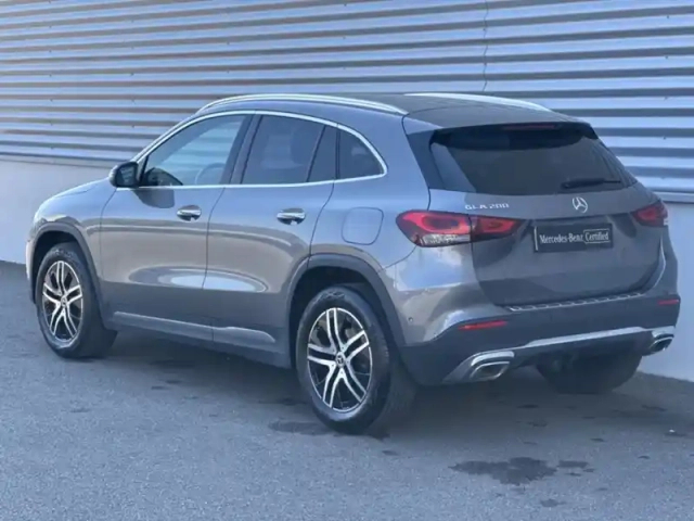 Mercedes Gla 200 progressive line — photo 3