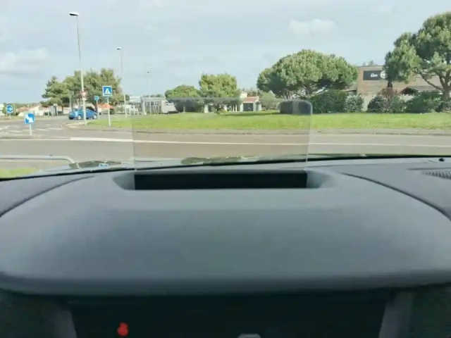 Citroën C4 bluehdi 110 s&amp;s bvm6 — photo 32