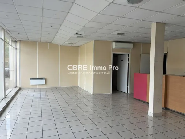 Local industriel 519 m²