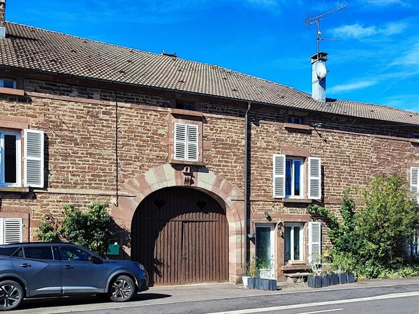 MAISON - 8 pièces - 198m2