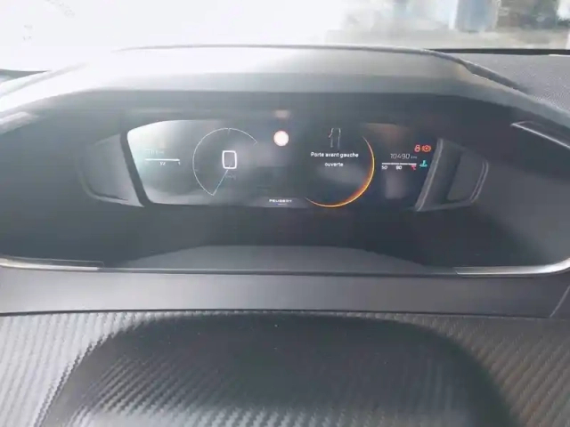 Peugeot 208 puretech 100 s&amp;s bvm6 — photo 10