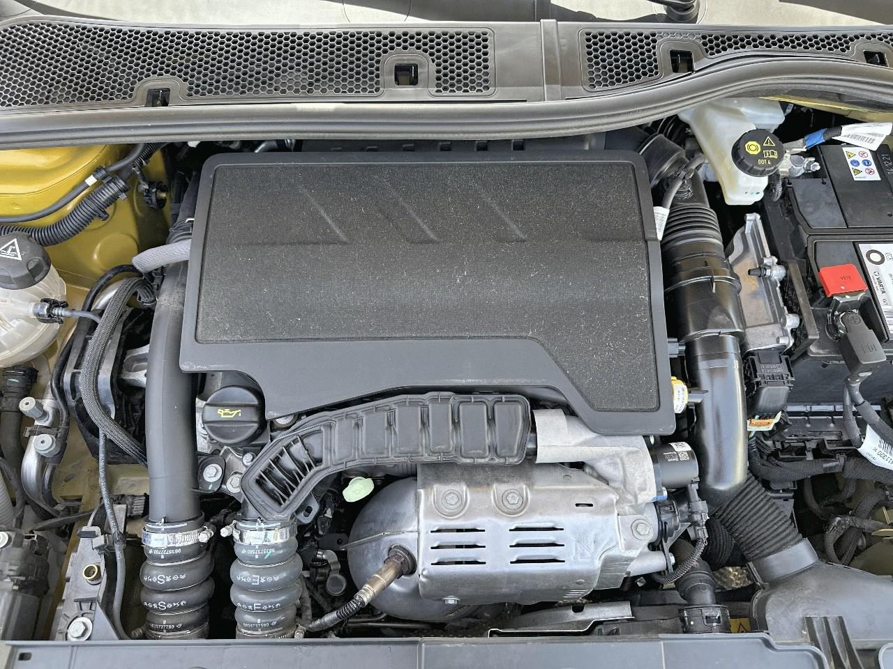 Peugeot 208 1.2 puretech 100ch s&s allure eat8 — photo 12