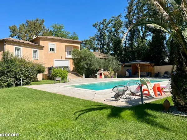 Élégante villa 6 chambres