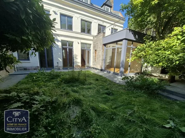 Maison 3 pièces 145 m²