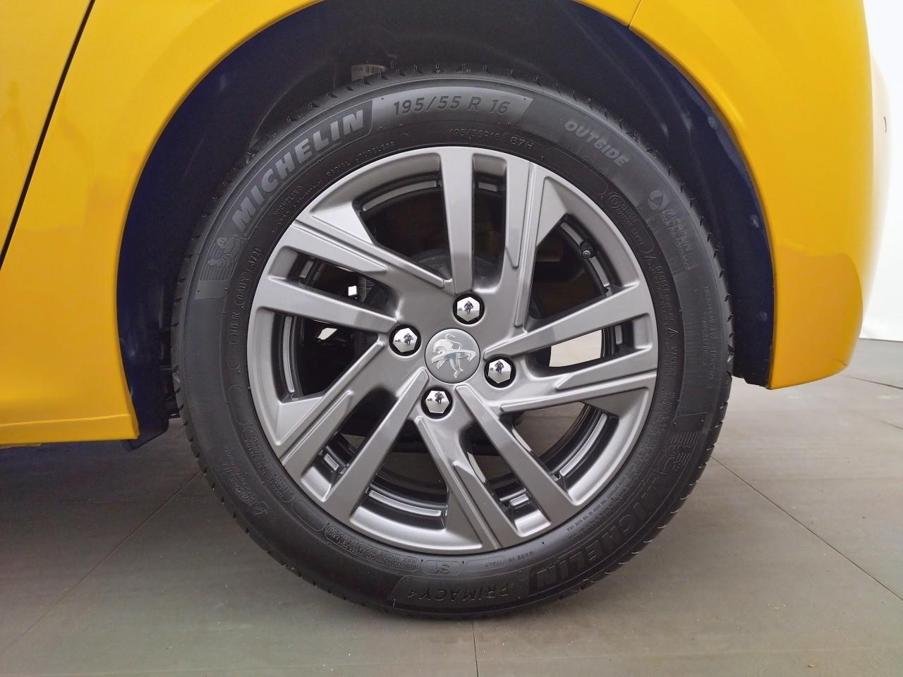 Peugeot 208 puretech 75 s&s bvm5 style — photo 16