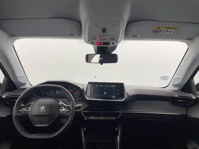 Peugeot 208 electrique 50 kwh 136ch — photo 94