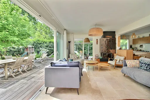 Maison 8 pièces 193 m²