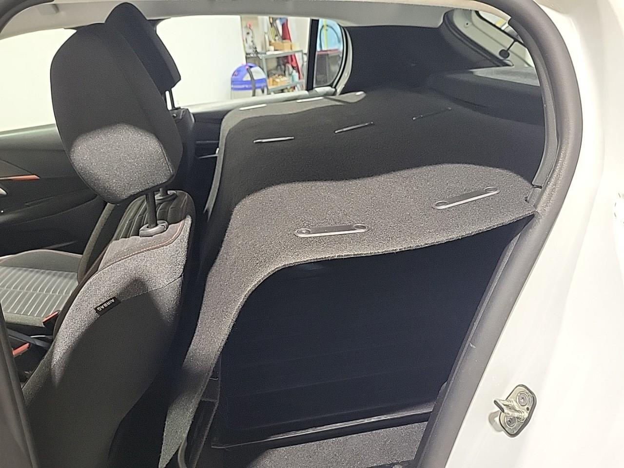 Peugeot 208 puretech 100 s&s eat8 active pack — photo 13