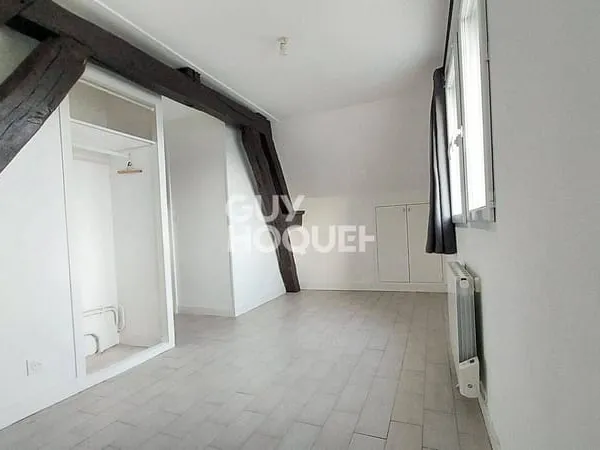 Studio 1 pièce 19 m²