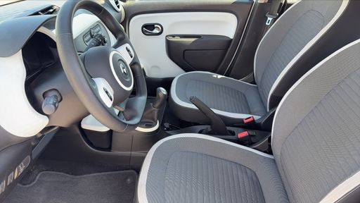 Renault Twingo 1.0 SCe 70 - Intens – 2015 – 41085 km – Essence – Boîte Manuelle — photo 9