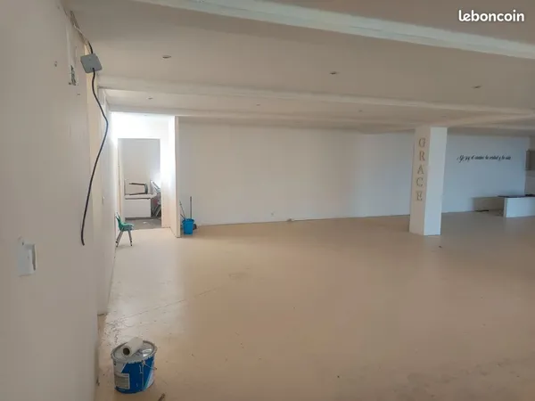 Local 200m2