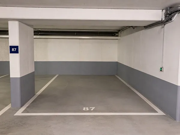 Parking 12 m²